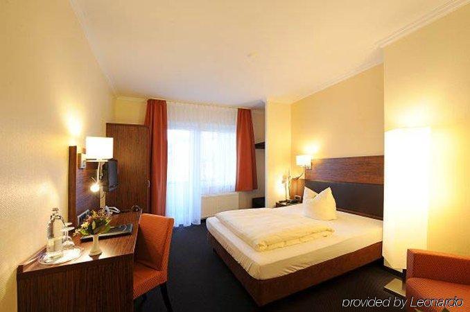 Hotel Flora Duesseldorf Ruang foto